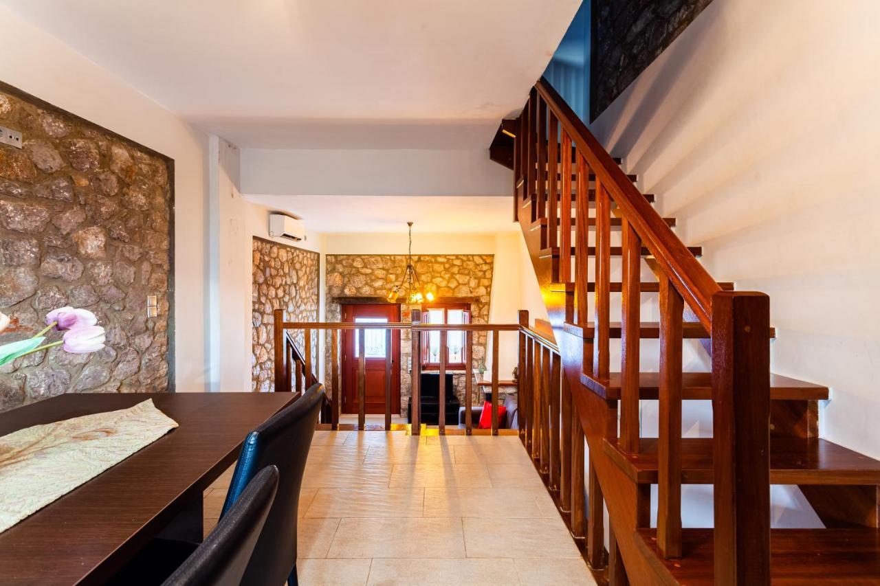 Casa rural Beachfront Astros - Dukes Seaside Summer Haven *