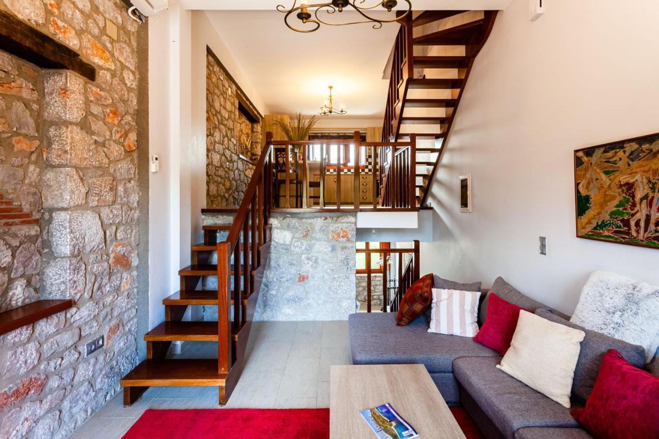 Casa rural Beachfront Astros - Dukes Seaside Summer Haven Parálion Ástros