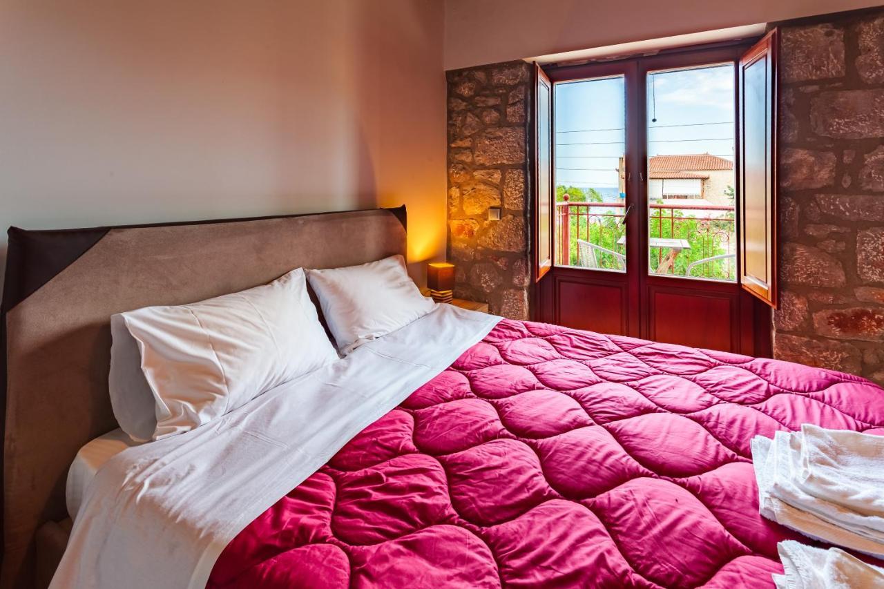 Beachfront Astros - Dukes Seaside Summer Haven Parálion Ástros