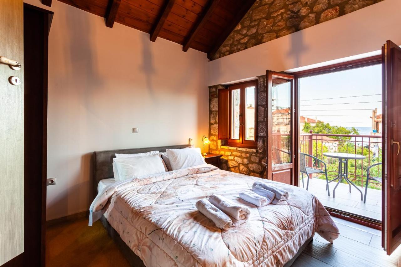Casa rural Beachfront Astros - Dukes Seaside Summer Haven Parálion Ástros